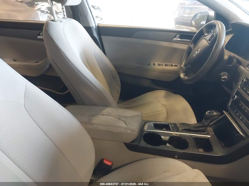 2016 HYUNDAI SONATA auction photo 5