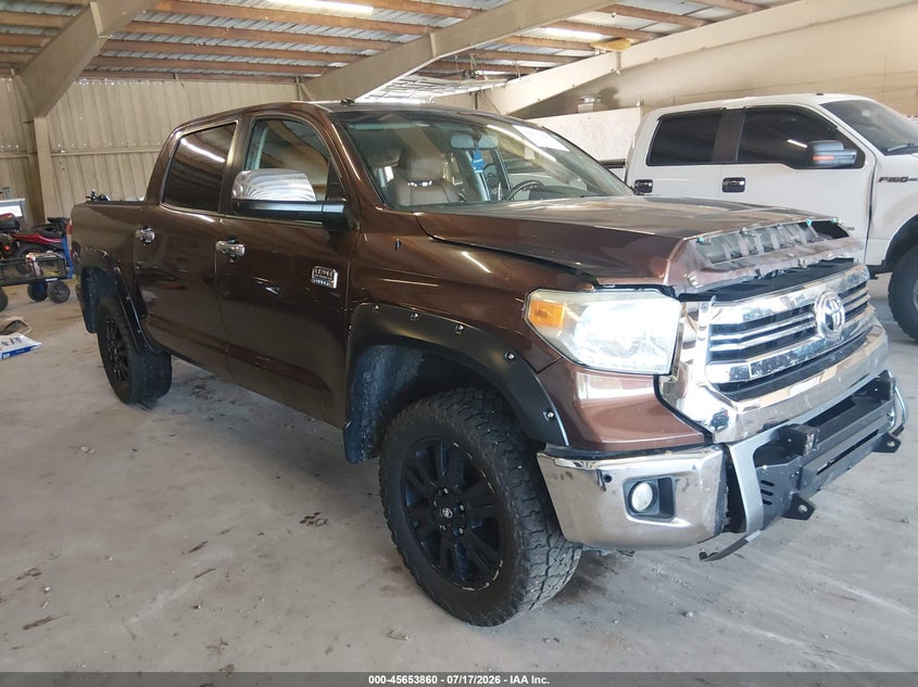 TOYOTA TUNDRA - zdjęcie 1