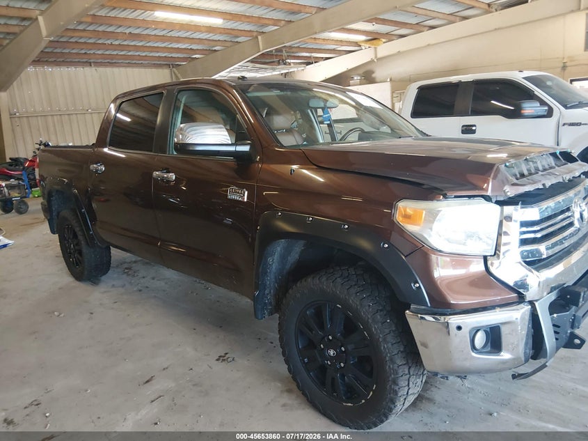 TOYOTA TUNDRA - zdjęcie 13