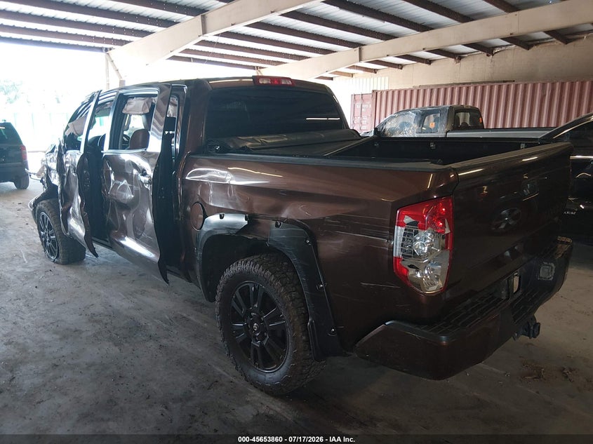 TOYOTA TUNDRA - zdjęcie 3