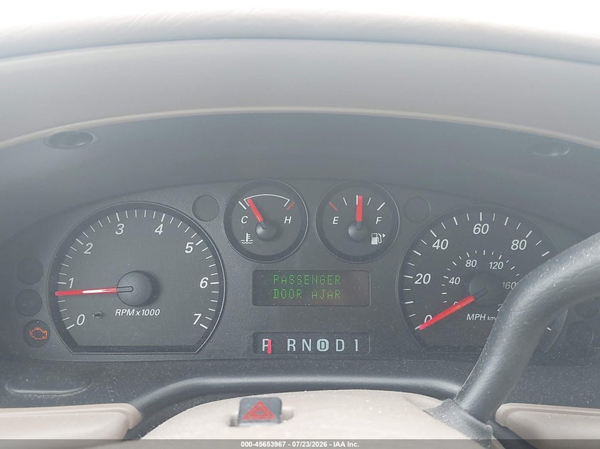2004 FORD TAURUS auction photo 7