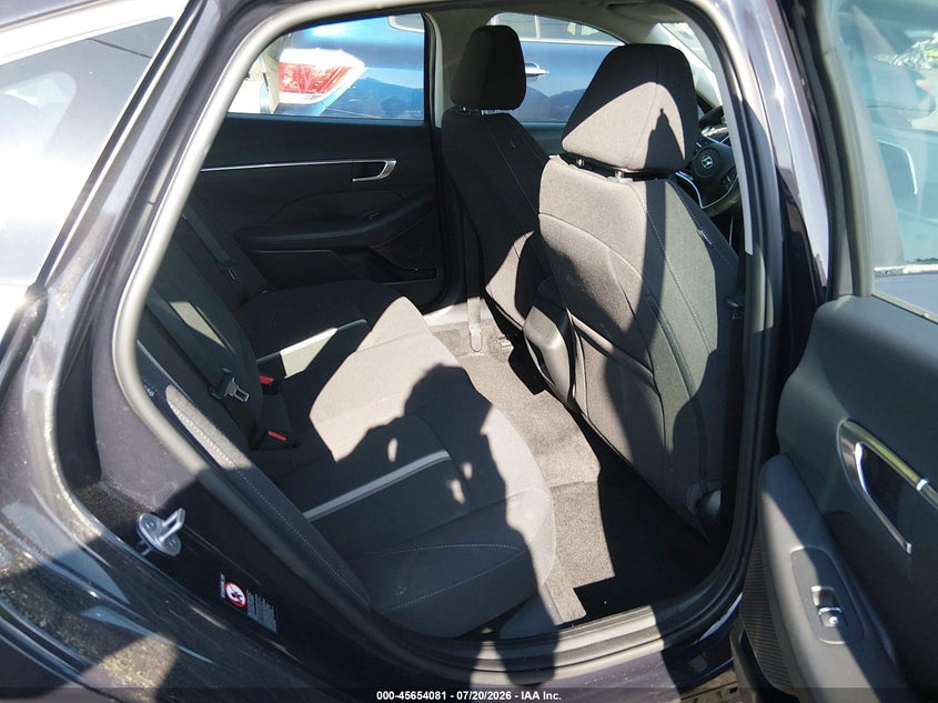 2023 HYUNDAI SONATA auction photo 8