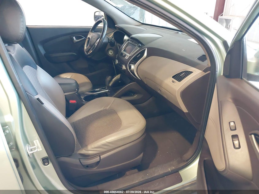2010 Hyundai Tucson Gls VIN: KM8JUCAC8AU061217 Lot: 45654082