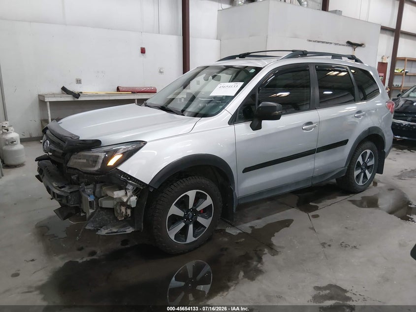 Vin: jf2sjagc1jh504122, lot: 46152688, subaru forester 2.5i premium 20182