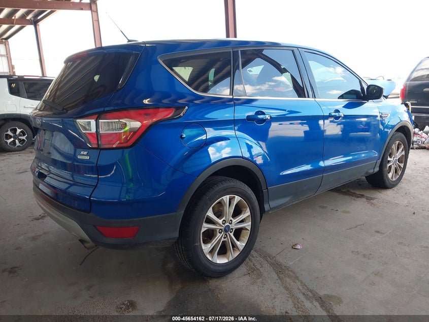 2017 FORD ESCAPE auction photo 4