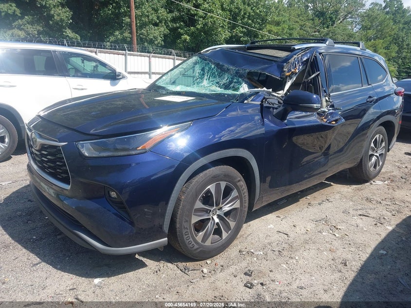 2021 Toyota Highlander Xle VIN: 5TDGZRAH8MS520429 Lot: 45654169