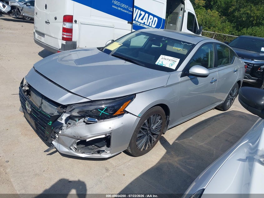 2024 NISSAN ALTIMA auction photo 2