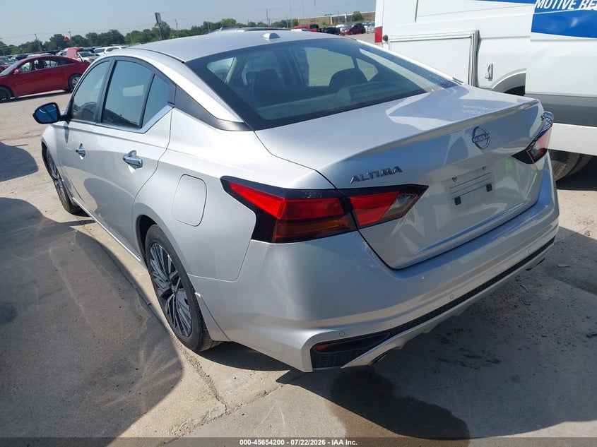 2024 NISSAN ALTIMA auction photo 3
