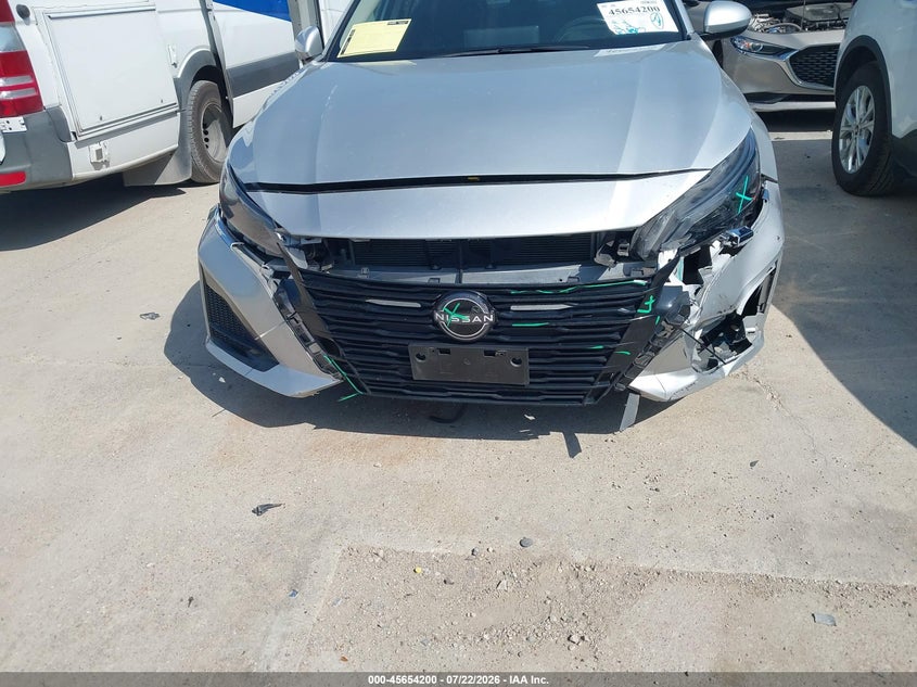 2024 NISSAN ALTIMA auction photo 6