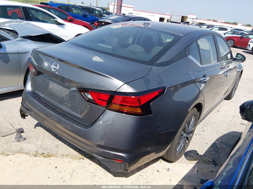 2025 NISSAN ALTIMA auction photo 4