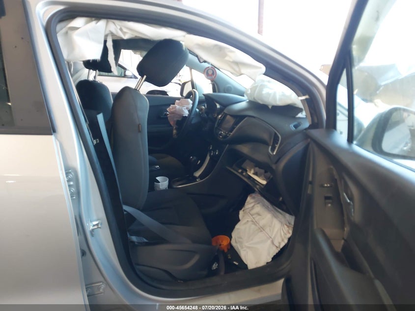 2022 CHEVROLET TRAX auction photo 5