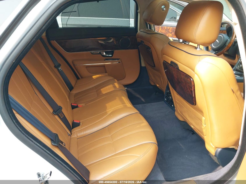 2012 JAGUAR XJ auction photo 8