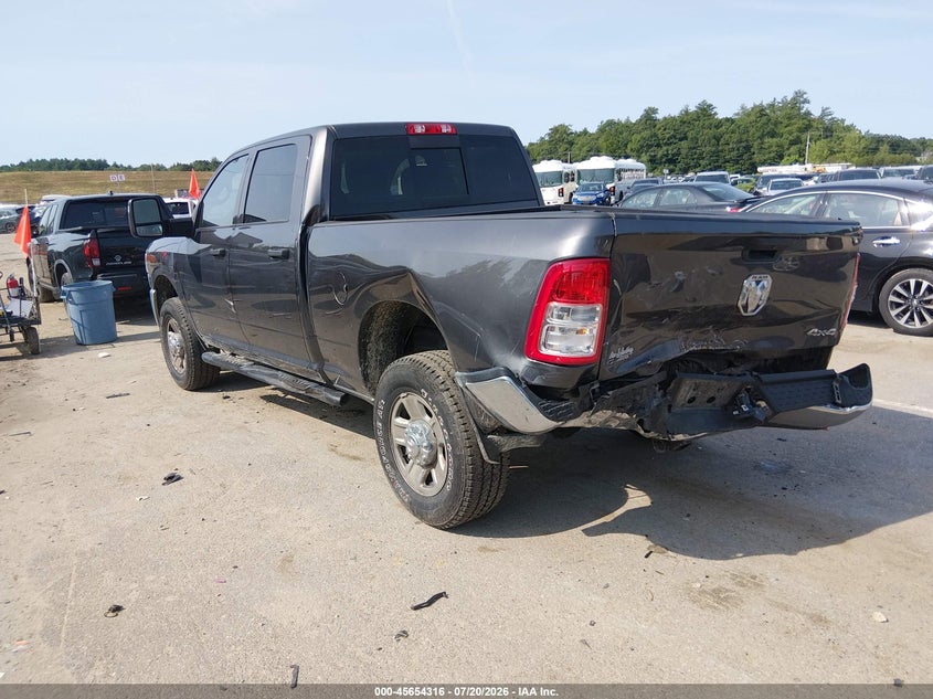 Vin: 3c6ur5cj9rg367651, lot: 46152871, ram 2500 tradesman  4x4 6'4 box 20243