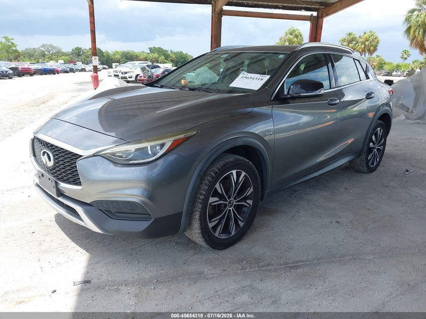 2018 INFINITI QX30 auction photo 2