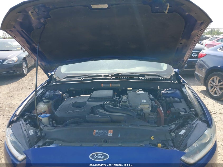 2016 FORD FUSION HYBRID SE · Фото 9