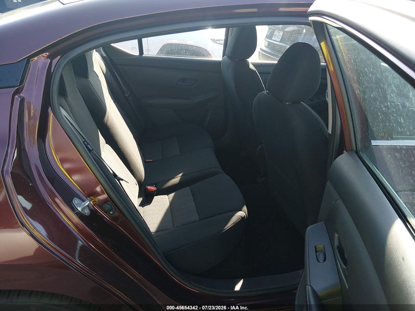 2025 NISSAN SENTRA auction photo 8