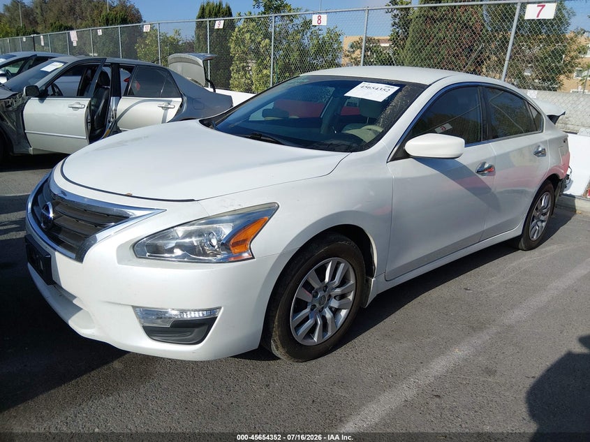 2013 Nissan Altima, Удар сзади, IAAI, VIN 1N4AL3AP1DN418753 — фото 2