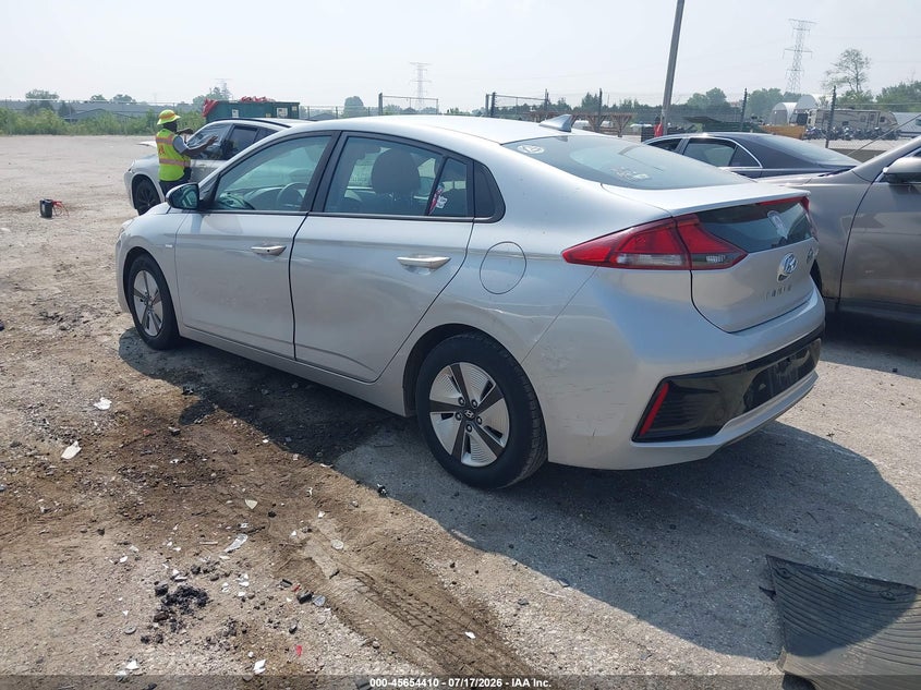 2018 Hyundai Ioniq Hybrid Blue VIN: KMHC65LC2JU072693 Lot: 45654410