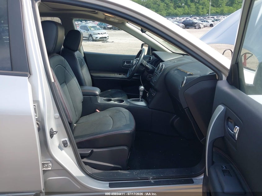 2012 NISSAN ROGUE auction photo 5