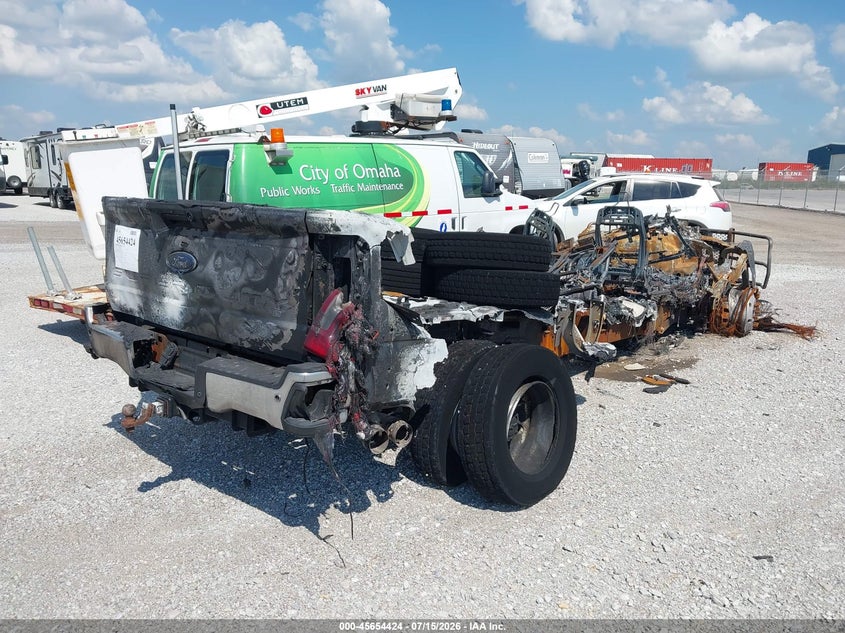 2025 FORD F-450 auction photo 4