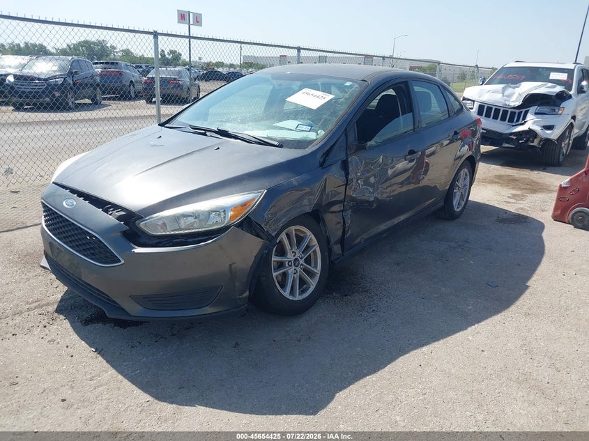 Vin: 1fadp3f27jl328867, lot: 46152980, ford focus se 20182
