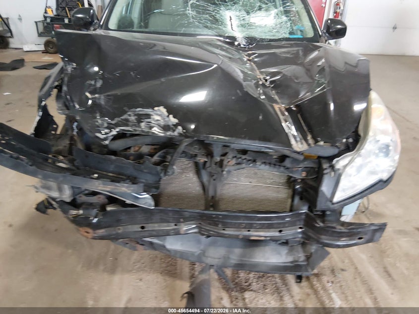 2011 SUBARU OUTBACK auction photo 6