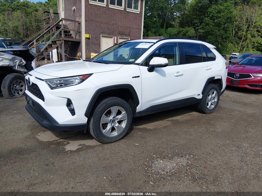 2021 Toyota Rav4 Hybrid Xle, Rear, IAAI, VIN 4T3RWRFV7MU044351 — photo 2