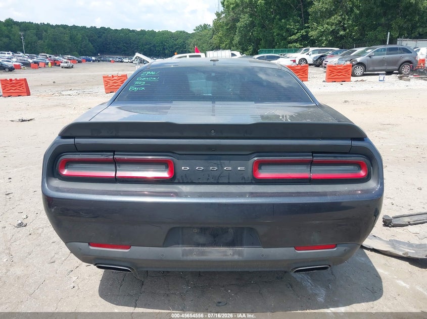 DODGE CHALLENGER - zdjecie 16