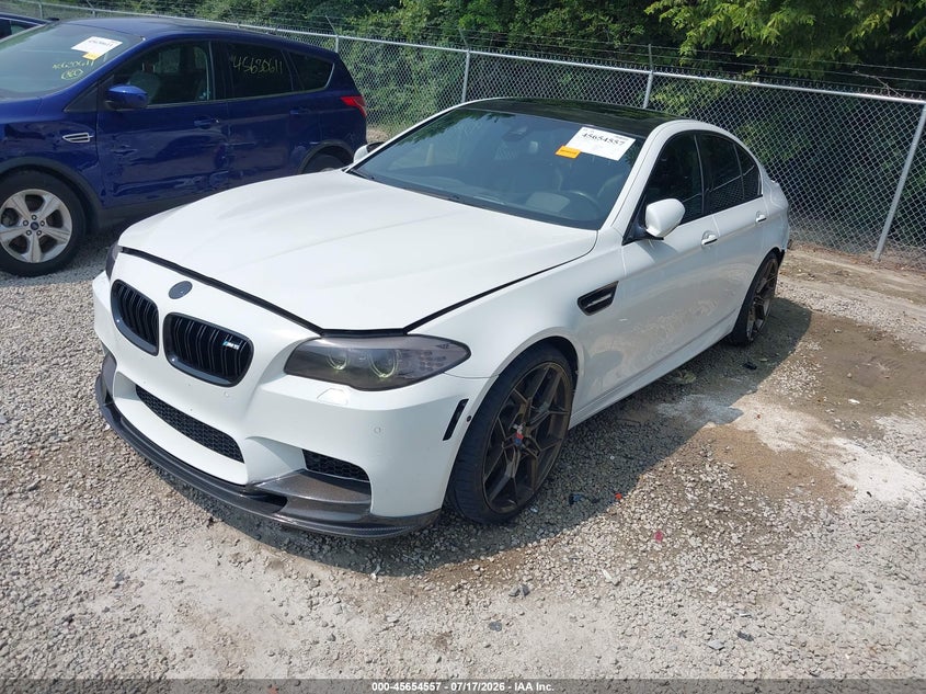 Vin: wbsfv9c56dc773169, lot: 46153112, bmw m5 20132