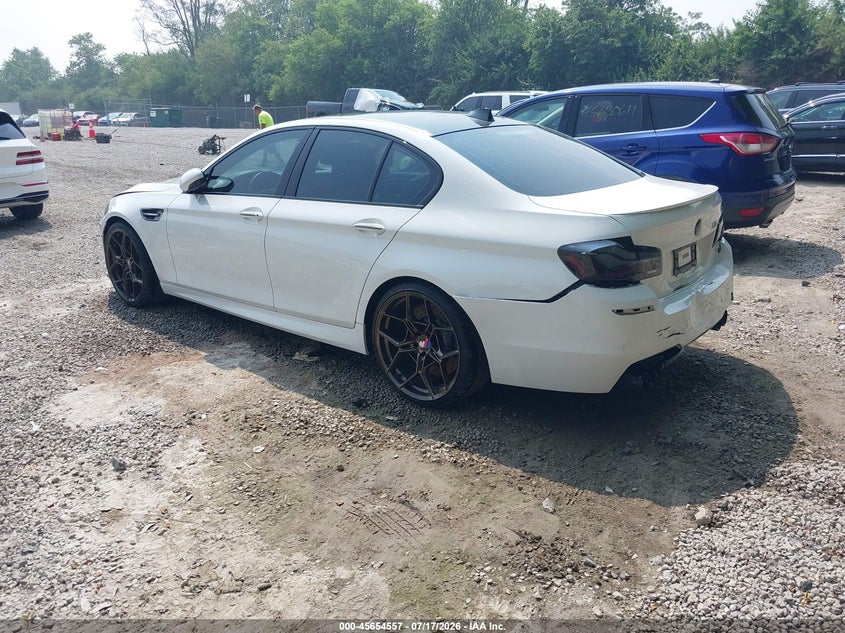 Vin: wbsfv9c56dc773169, lot: 46153112, bmw m5 20133