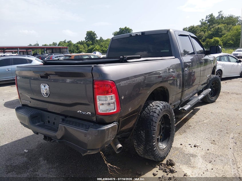 Vin: 3c6ur5dl0lg200070, lot: 46153132, ram 2500 big horn  4x4 6'4 box 20204