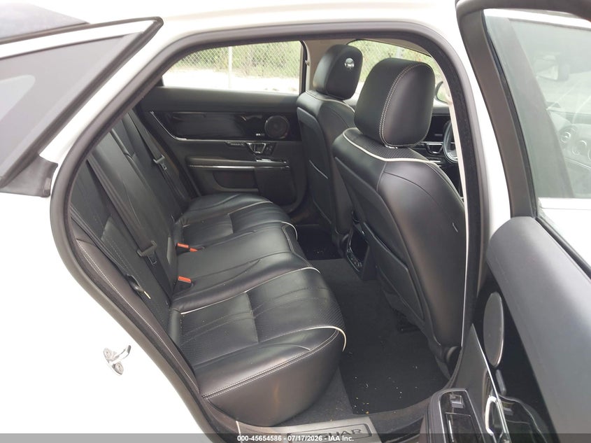 2017 JAGUAR XJ auction photo 8
