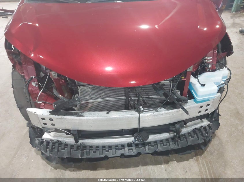 TOYOTA SIENNA 2025 VIN 5TDDSKFC9SS206541