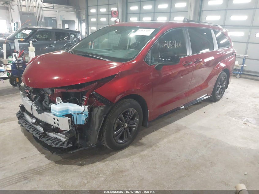 Vin: 5tddskfc9ss206541, lot: 46153162, toyota sienna xse 20252