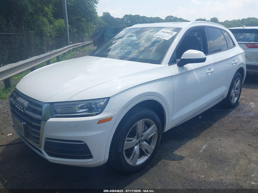 Vin: wa1anafy6j2015045, lot: 46153180, audi q5 2.0t premium/2.0t tech premium 20182