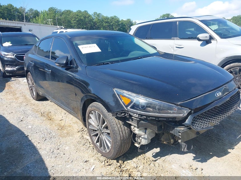 2017 KIA CADENZA auction photo 1