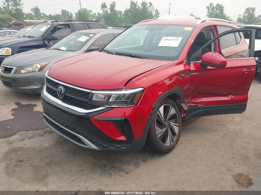 2024 VOLKSWAGEN TAOS auction photo 2