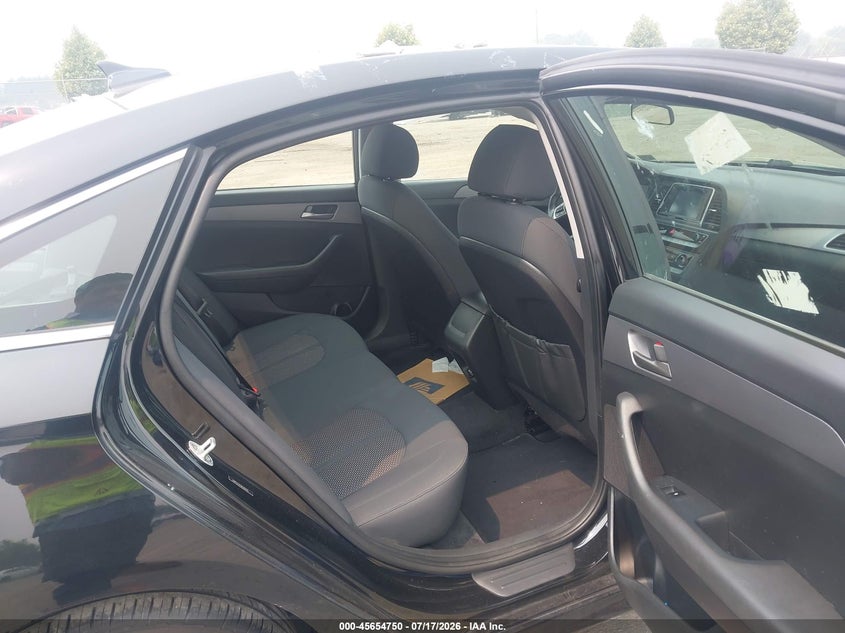 2019 HYUNDAI SONATA auction photo 8