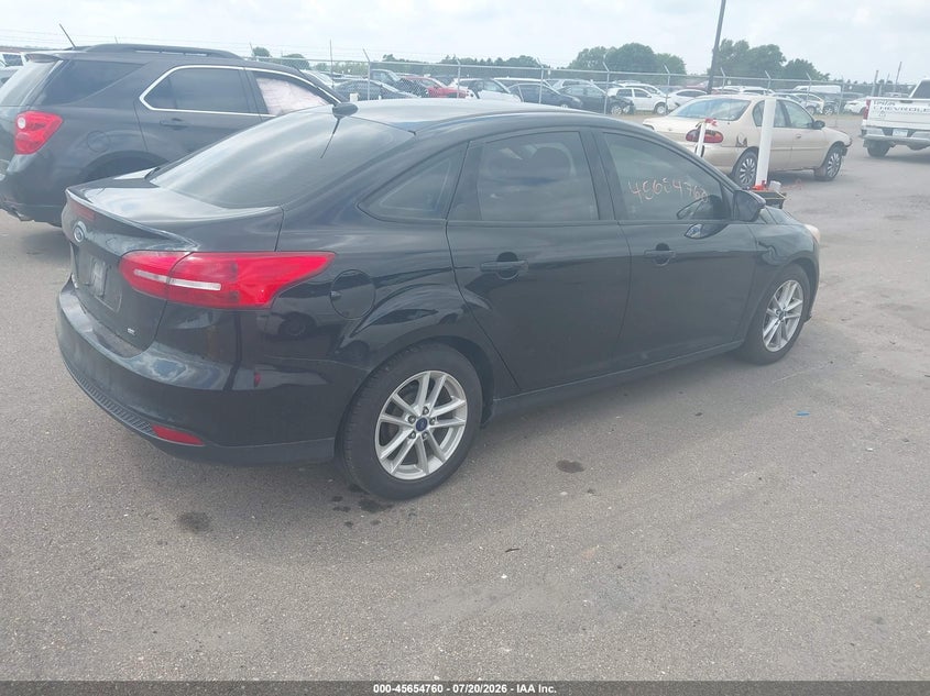 Vin: 1fadp3f20hl301715, lot: 46153315, ford focus se 20174