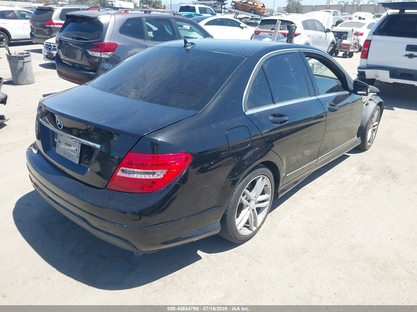 2013 MERCEDES-BENZ C 250 auction photo 4
