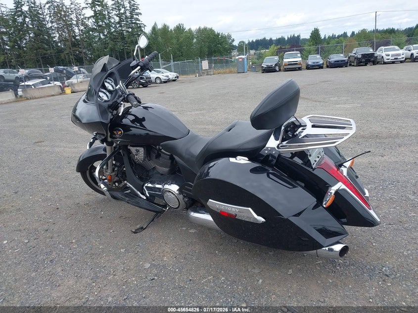 2011 VICTORY MOTORCYCLES CROSS COUNTRY auction photo 3