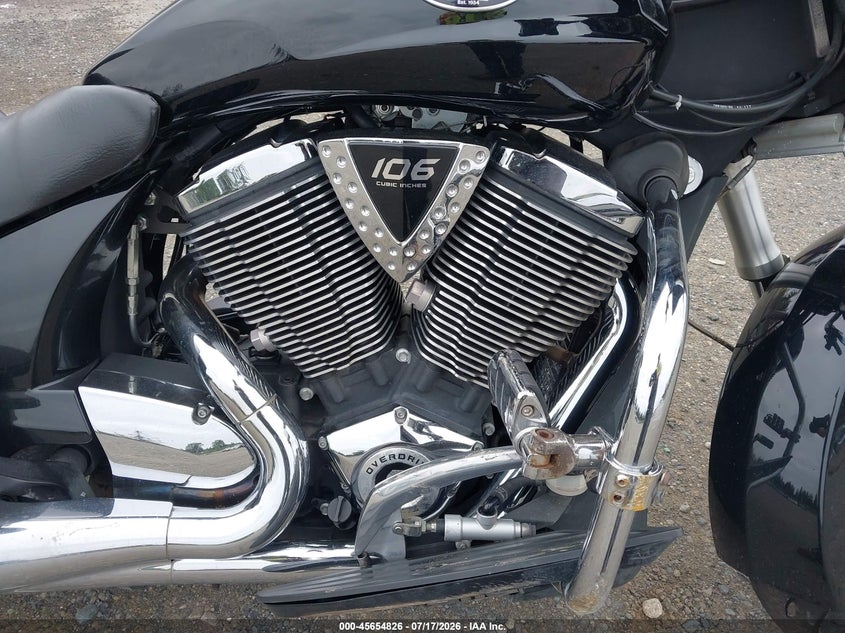 2011 VICTORY MOTORCYCLES CROSS COUNTRY auction photo 8