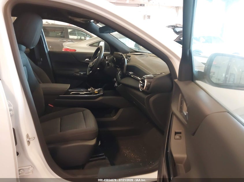 2026 CHEVROLET EQUINOX auction photo 5