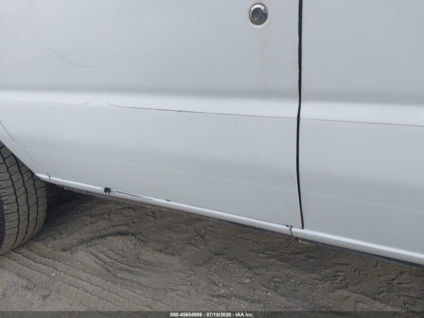 2009 FORD E-150 auction photo 6