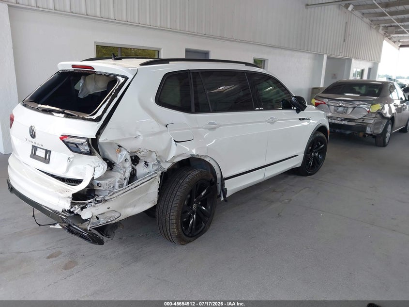 2024 VOLKSWAGEN TIGUAN auction photo 4