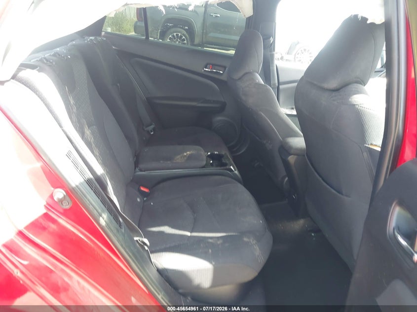TOYOTA PRIUS PRIME - zdjęcie 8
