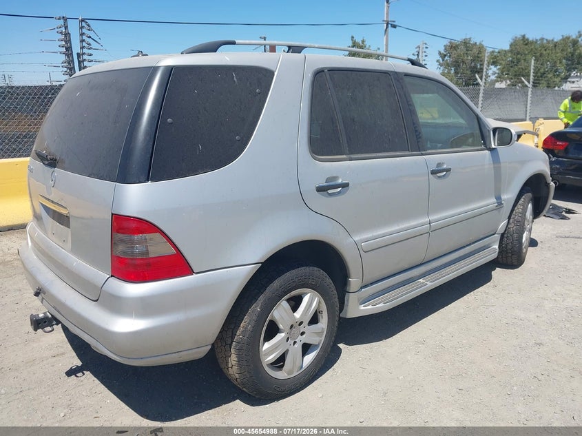 2005 MERCEDES-BENZ ML 350 auction photo 4