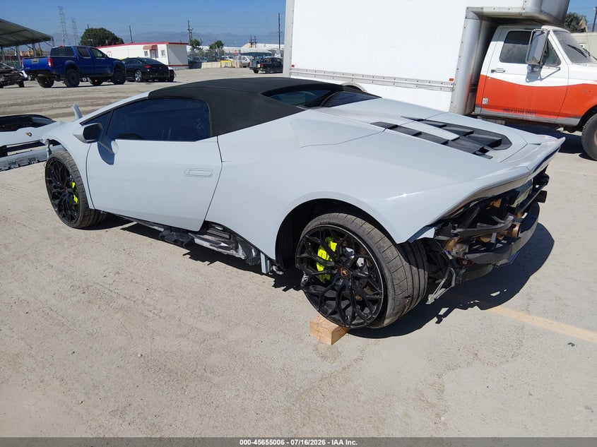2022 LAMBORGHINI HURACAN EVO auction photo 3