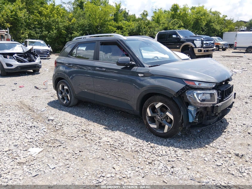 2024 HYUNDAI VENUE auction photo 1