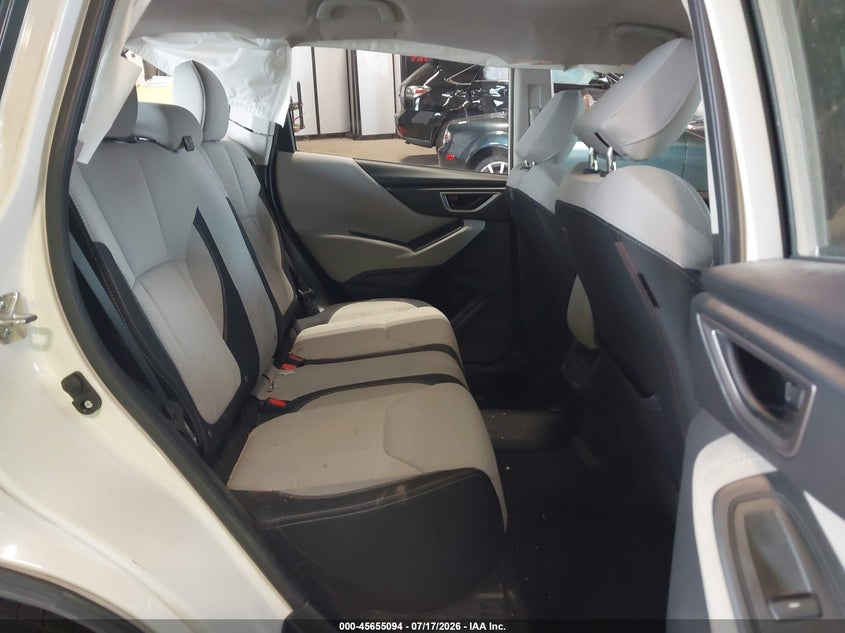 2019 SUBARU FORESTER auction photo 8